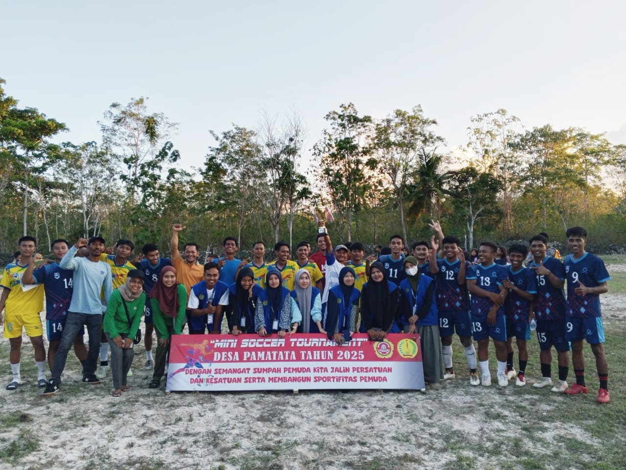 Penutupan Turnamen Mini Soccer Desa Pamatata Tahun 2025 Resmi Digelar Meriah